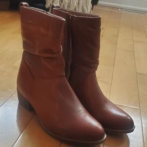 Brown Leatber Boots